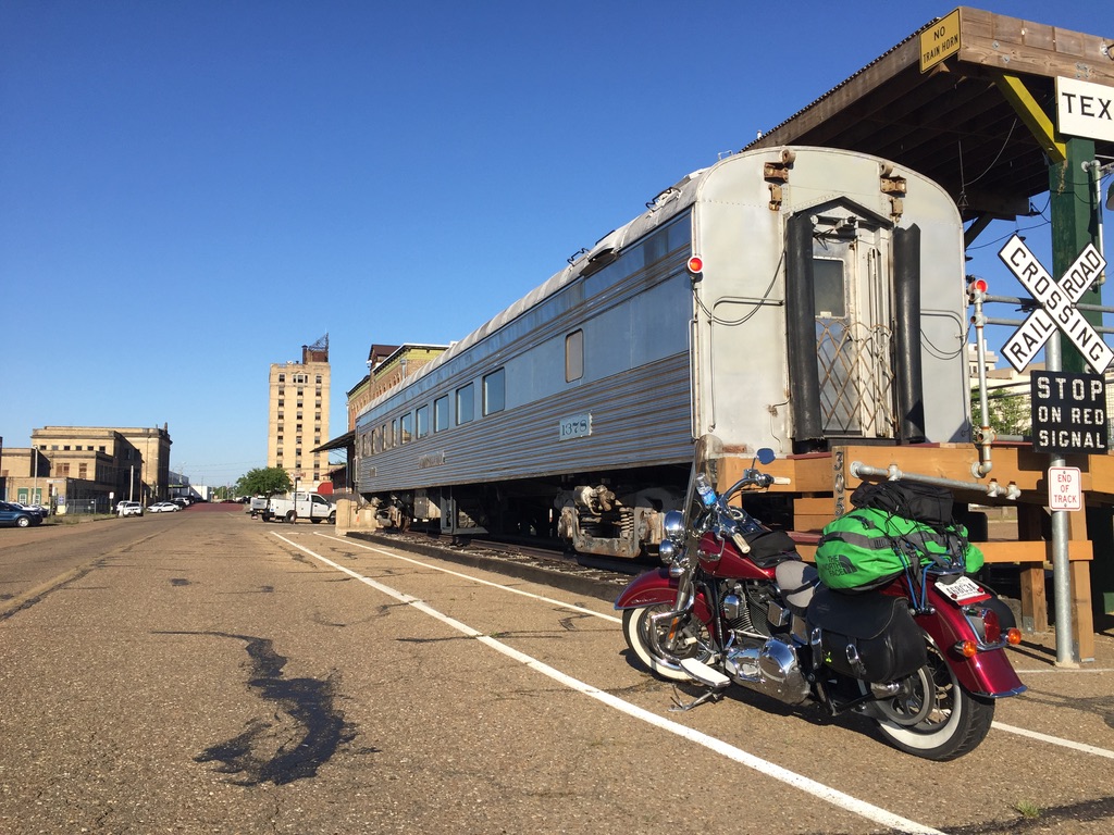 4067B9B8-6FD7-4793-93F4-5F5E469F53B8_1_105_c